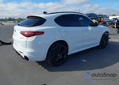 2022 Alfa Romeo Stelvio Veloce Ti Awd из США, поврежденный, VIN ZASPAKBN5N7D45546